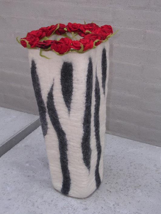Gefäss, Vase aus Filz